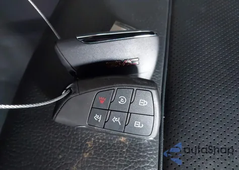 2025 GMC Yukon Xl 4Wd Denali z USA, uszkodzony, nr VIN 1GKS2JRL4SR174548